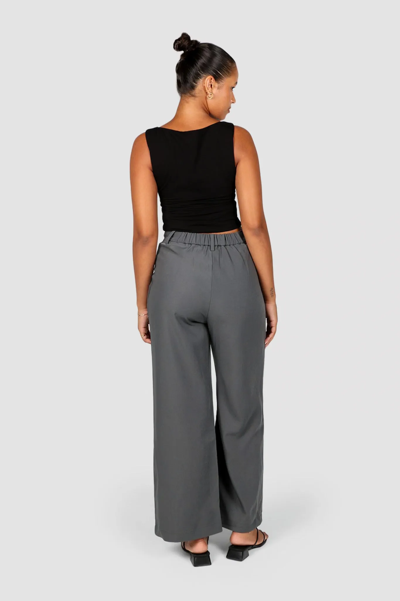 DOWNTOWN PANT CHARCOAL