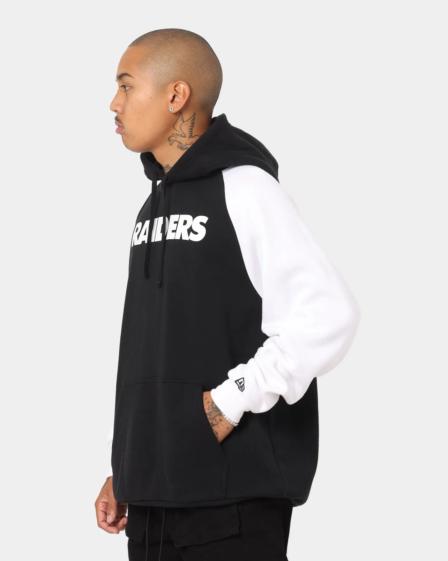 New Era Las Vegas Raiders Raglan Hoodie Black